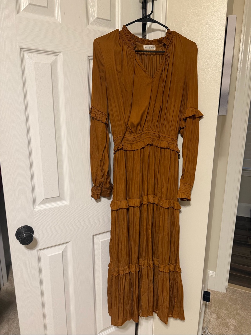 vestique Long Sleeve Tiered Maxi Dress in Rust Brown